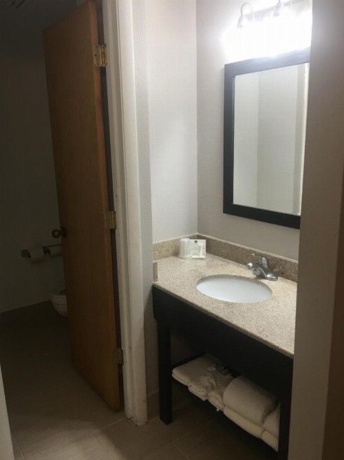 Country Inn & Suites by Radisson Indianapolis East IN - image 20