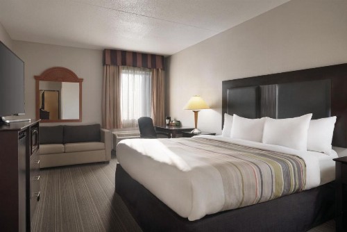 Country Inn & Suites by Radisson Indianapolis East IN - image 38