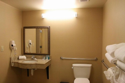 Hampton Inn & Suites Indianapolis-Airport - image 34