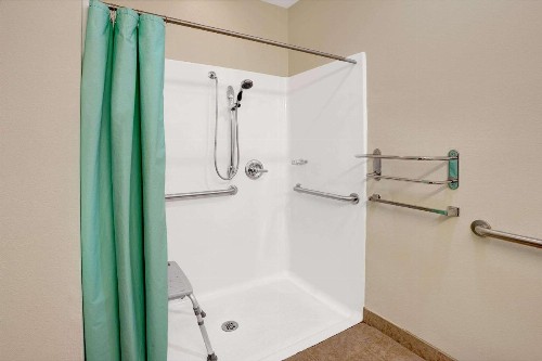 Microtel Inn & Suites by Wyndham Indianapolis Airport - image 20
