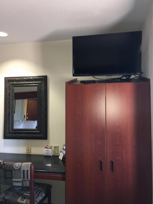 Microtel Inn & Suites by Wyndham Indianapolis Airport - image 37