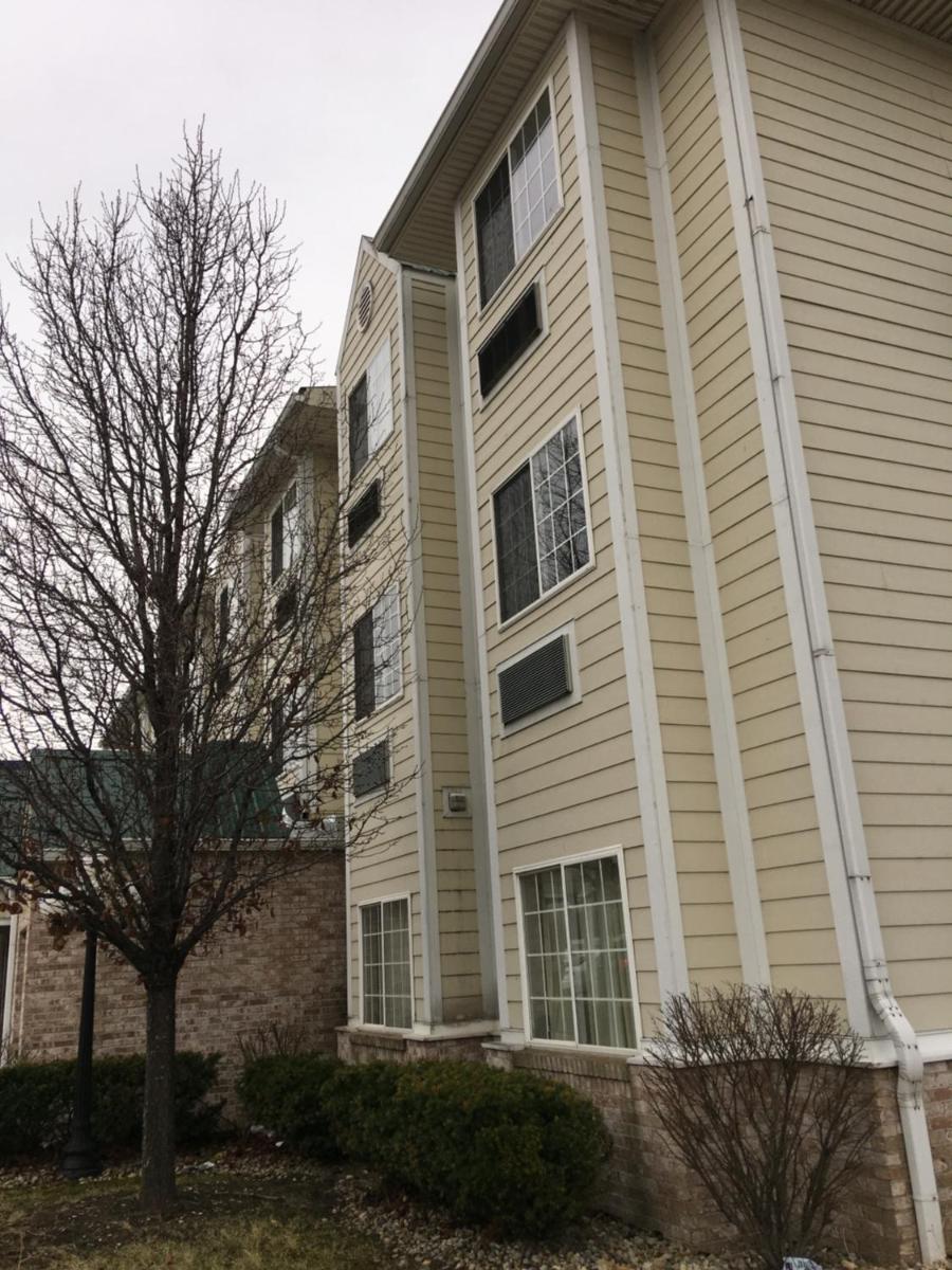 Microtel Inn & Suites by Wyndham Indianapolis Airport - image 4