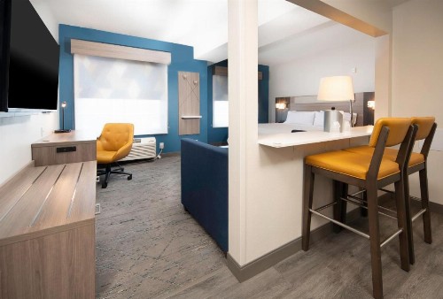 Holiday Inn Express Hotel & Suites Indianapolis - East an IHG Hotel - image 23