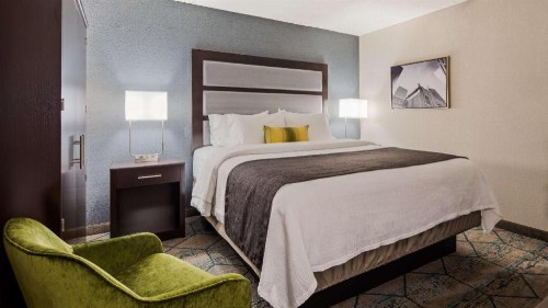 Best Western Plus Indianapolis NW Hotel - image 17