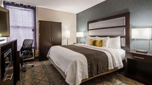 Best Western Plus Indianapolis NW Hotel - image 21