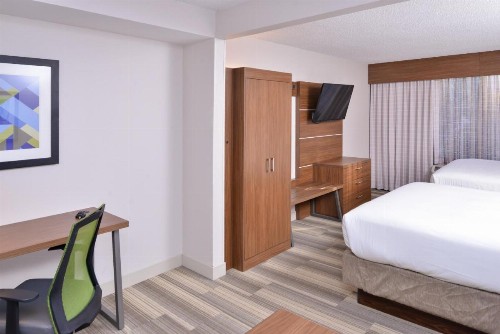 Holiday Inn Express Hotel & Suites Indianapolis Dtn-Conv Ctr Area an IHG Hotel - image 11
