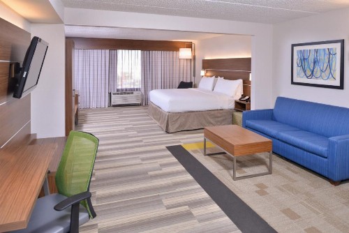 Holiday Inn Express Hotel & Suites Indianapolis Dtn-Conv Ctr Area an IHG Hotel - image 13