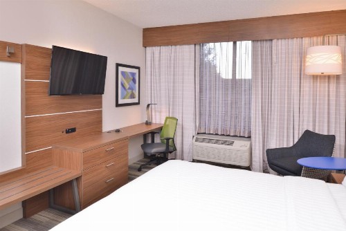 Holiday Inn Express Hotel & Suites Indianapolis Dtn-Conv Ctr Area an IHG Hotel - image 20