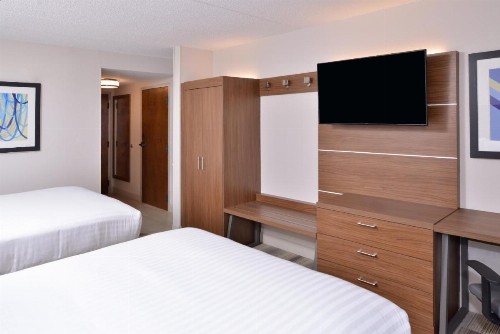Holiday Inn Express Hotel & Suites Indianapolis Dtn-Conv Ctr Area an IHG Hotel - image 45