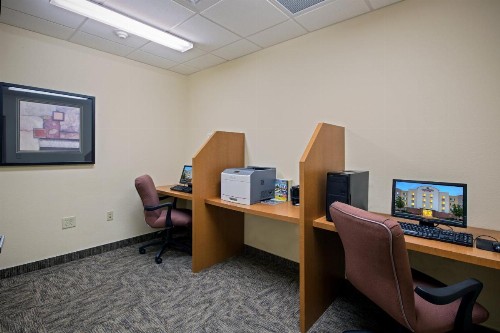 Candlewood Suites Indianapolis Northwest an IHG Hotel - image 23