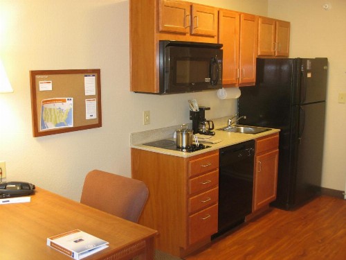 Candlewood Suites Indianapolis Northwest an IHG Hotel - image 29