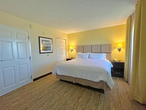 Candlewood Suites Indianapolis Downtown Medical District an IHG Hotel - image 30