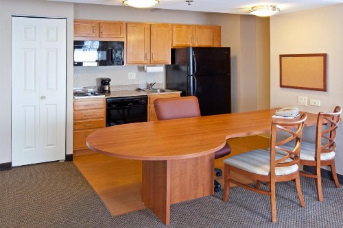 Candlewood Suites Indianapolis Downtown Medical District an IHG Hotel - image 43