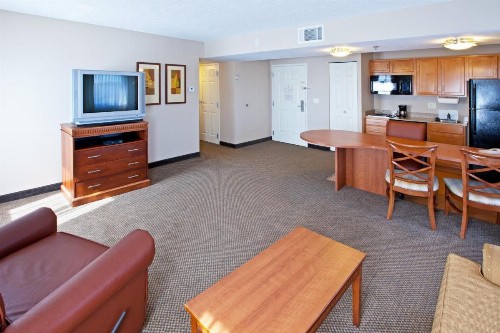 Candlewood Suites Indianapolis Downtown Medical District an IHG Hotel - image 45