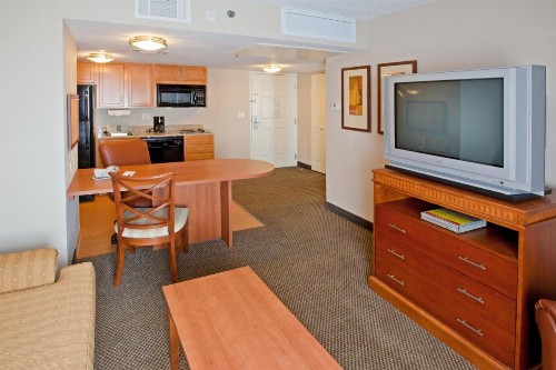 Candlewood Suites Indianapolis Downtown Medical District an IHG Hotel - image 47