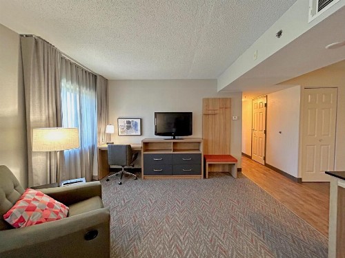 Candlewood Suites Indianapolis Downtown Medical District an IHG Hotel - image 6
