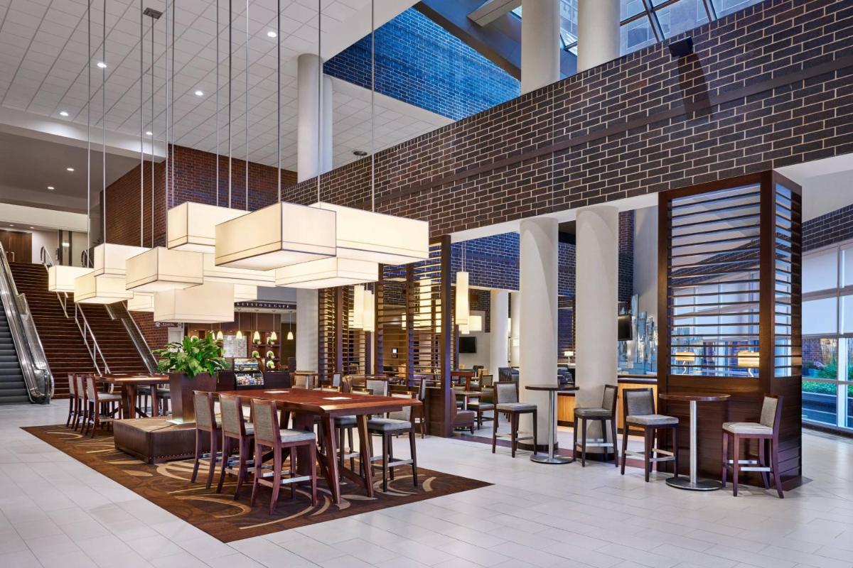 Sheraton Indianapolis Hotel at Keystone Crossing - main image