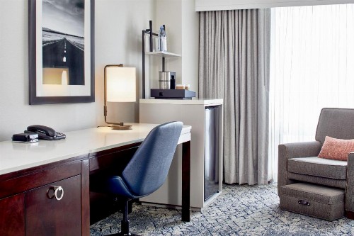 Sheraton Indianapolis Hotel at Keystone Crossing - image 16