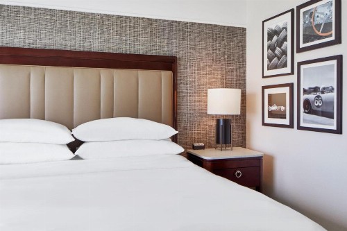 Sheraton Indianapolis Hotel at Keystone Crossing - image 34