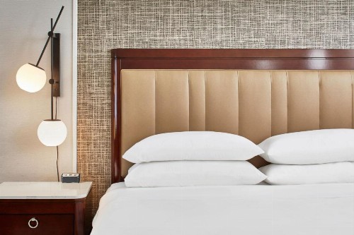 Sheraton Indianapolis Hotel at Keystone Crossing - image 36
