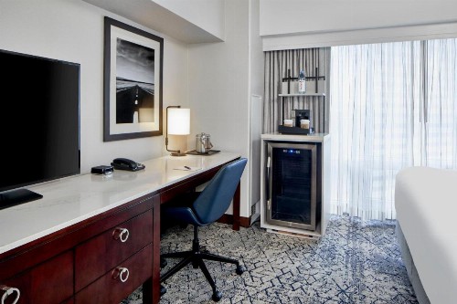 Sheraton Indianapolis Hotel at Keystone Crossing - image 39