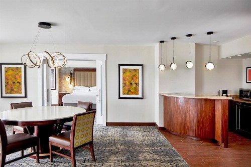 Sheraton Indianapolis Hotel at Keystone Crossing - image 48