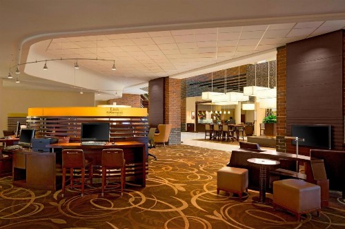 Sheraton Indianapolis Hotel at Keystone Crossing - image 5