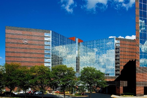 Sheraton Indianapolis Hotel at Keystone Crossing - image 8