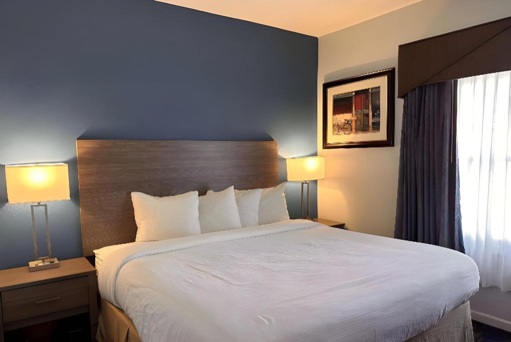 Baymont by Wyndham Indianapolis Northwest - image 5