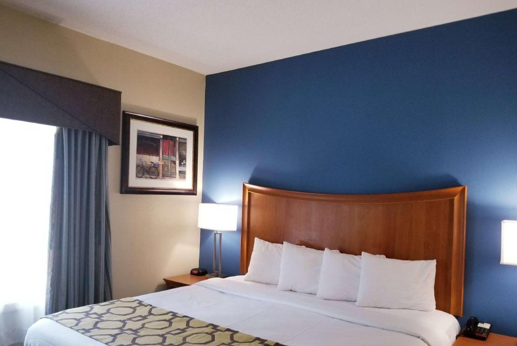 Baymont by Wyndham Indianapolis Northwest - image 6