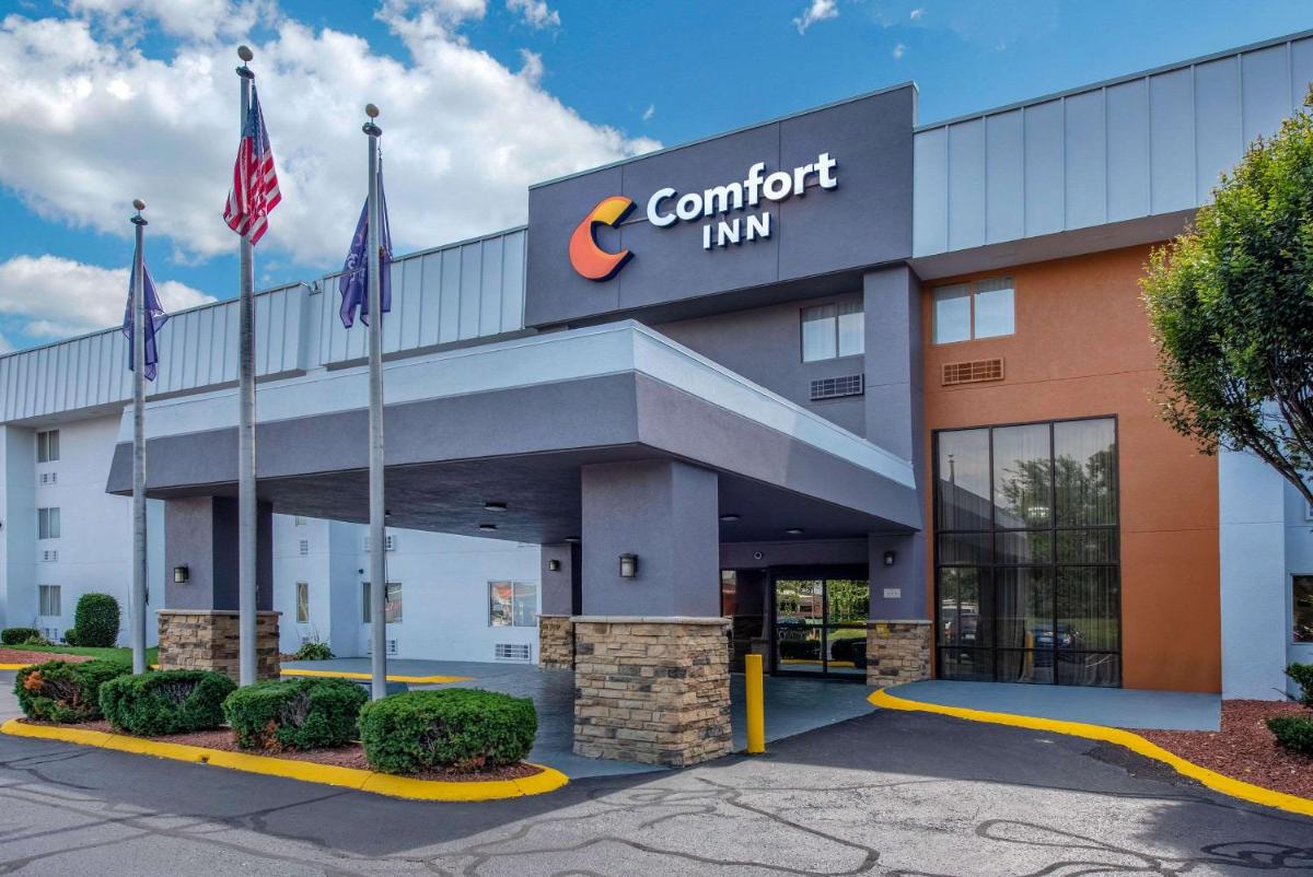 Comfort Inn South - main image