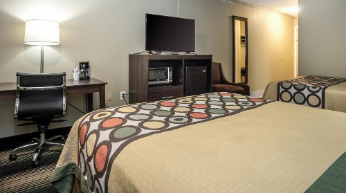 Super 8 by Wyndham Indianapolis South - image 38
