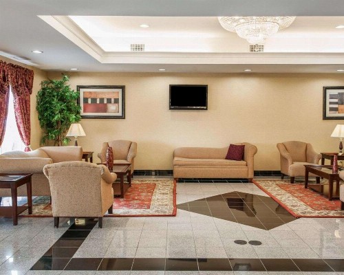Comfort Suites near Indianapolis Airport - image 34