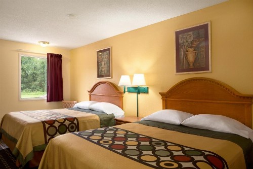 Super 8 by Wyndham Indianapolis - image 27