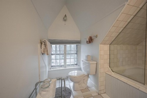 Stone Soup Inn - image 36