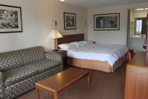 Knights Inn Indianapolis - image 2