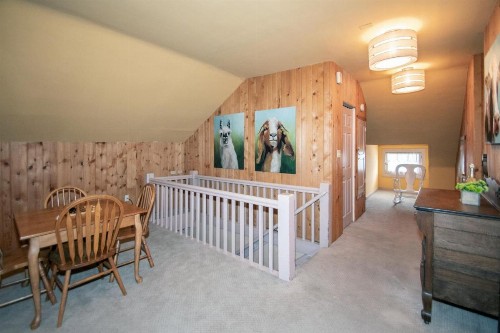 Looking Glass Inn - image 12