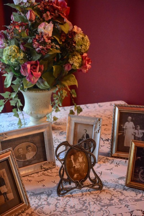 Looking Glass Inn - image 16