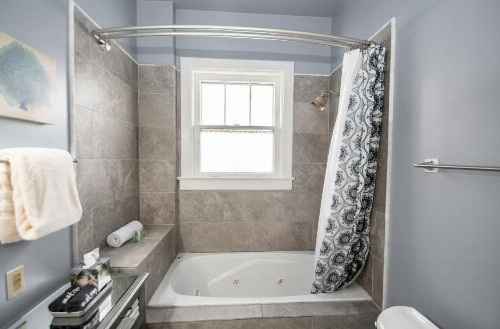 Looking Glass Inn - image 35
