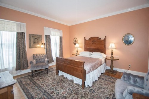 Looking Glass Inn - image 47