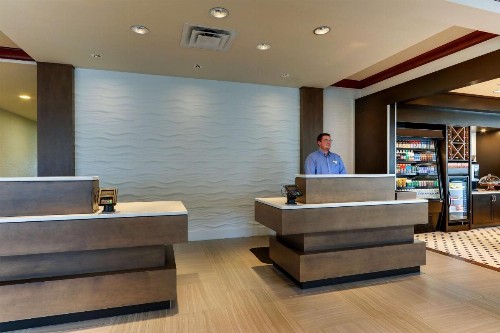 Hilton Garden Inn Indianapolis Airport - image 14