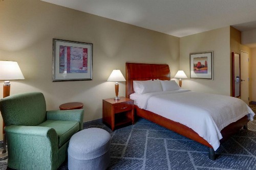 Hilton Garden Inn Indianapolis Airport - image 7