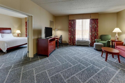 Hilton Garden Inn Indianapolis Airport - image 9