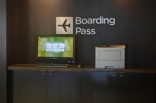 Courtyard by Marriott Indianapolis Airport - image 19
