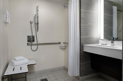 Indianapolis Marriott Downtown - image 20