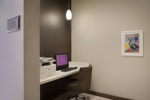 Residence Inn Indianapolis Airport - image 17