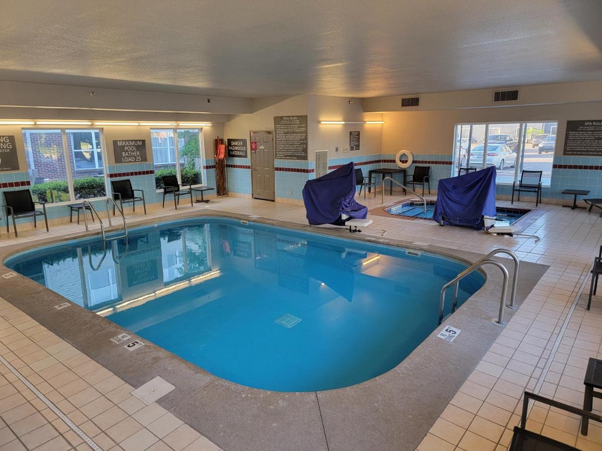 Residence Inn Indianapolis Airport - image 3