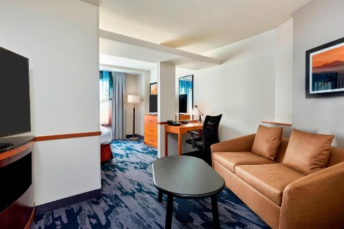 Fairfield Inn Suites Indianapolis Downtown - image 12