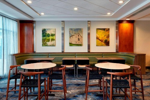 Fairfield Inn Suites Indianapolis Downtown - image 3