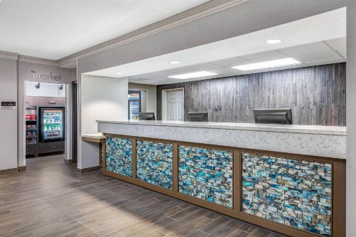 Residence Inn Indianapolis Downtown on the Canal - image 5